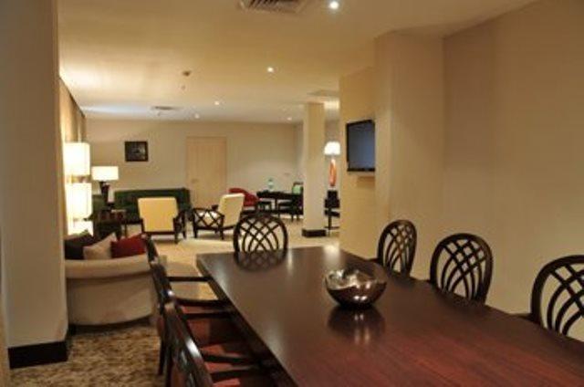 Best Premier Hotel Port Harcourt Quarto foto